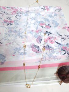 Châle en Crêpe Chiffon Premium, fluide et anti-glisse